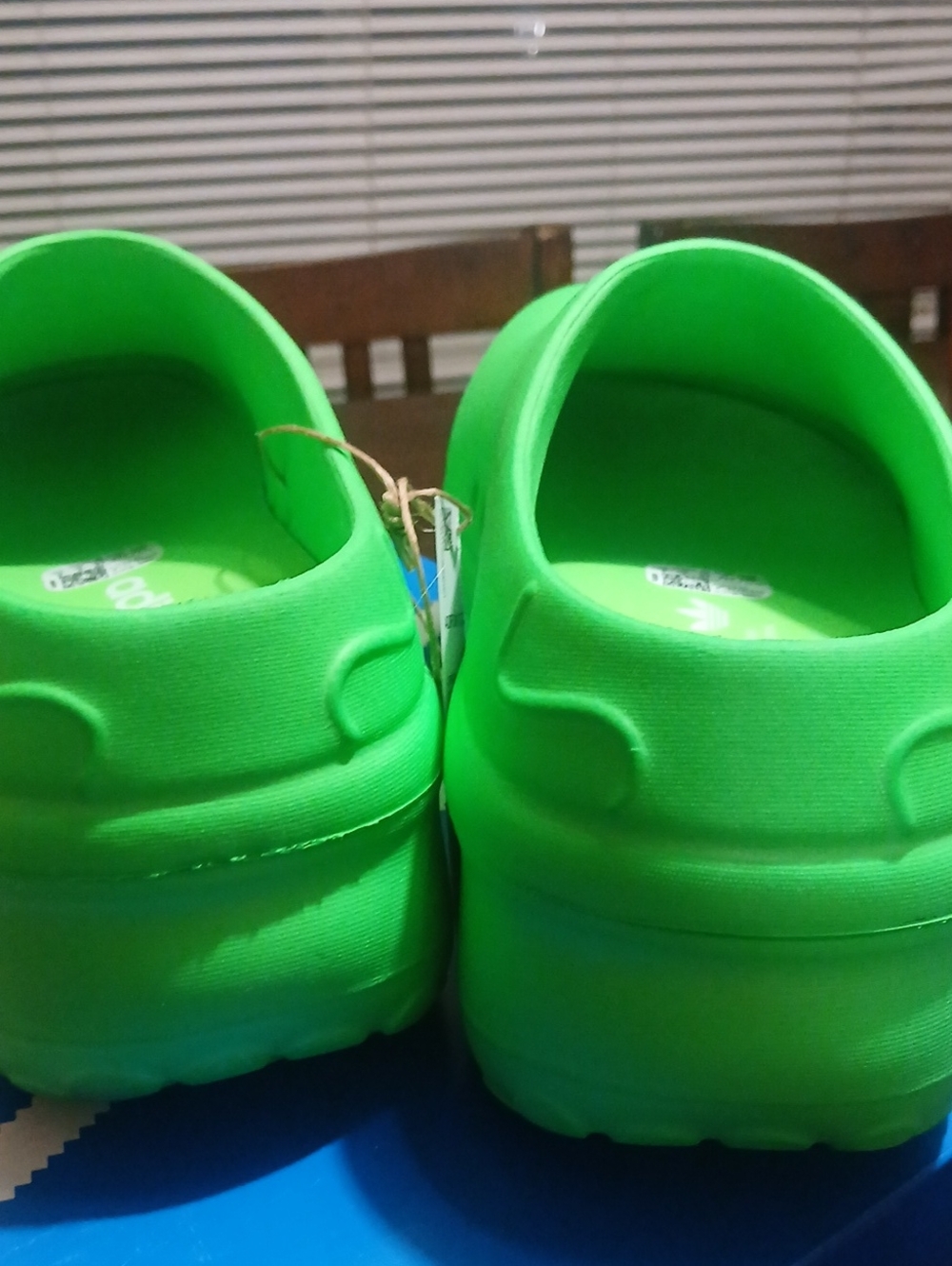 Adidas Clogs - Picture 11 of 15